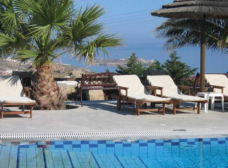 Hotel Giannoulaki 4*