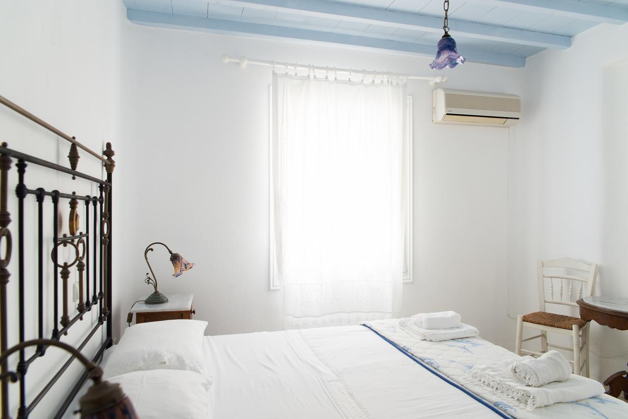 Sissy Villa