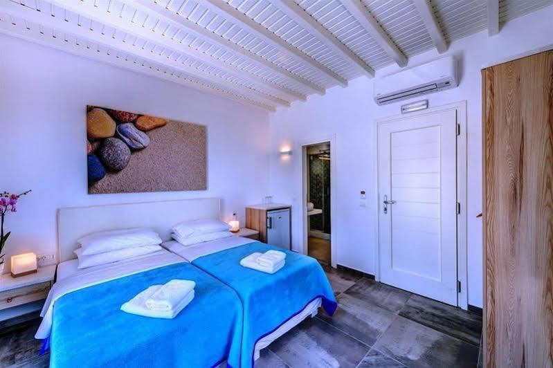 Aparthotel Makis Place