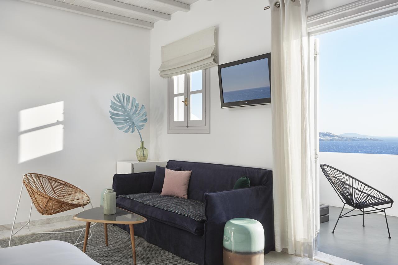 Kouros & Hotel 5*