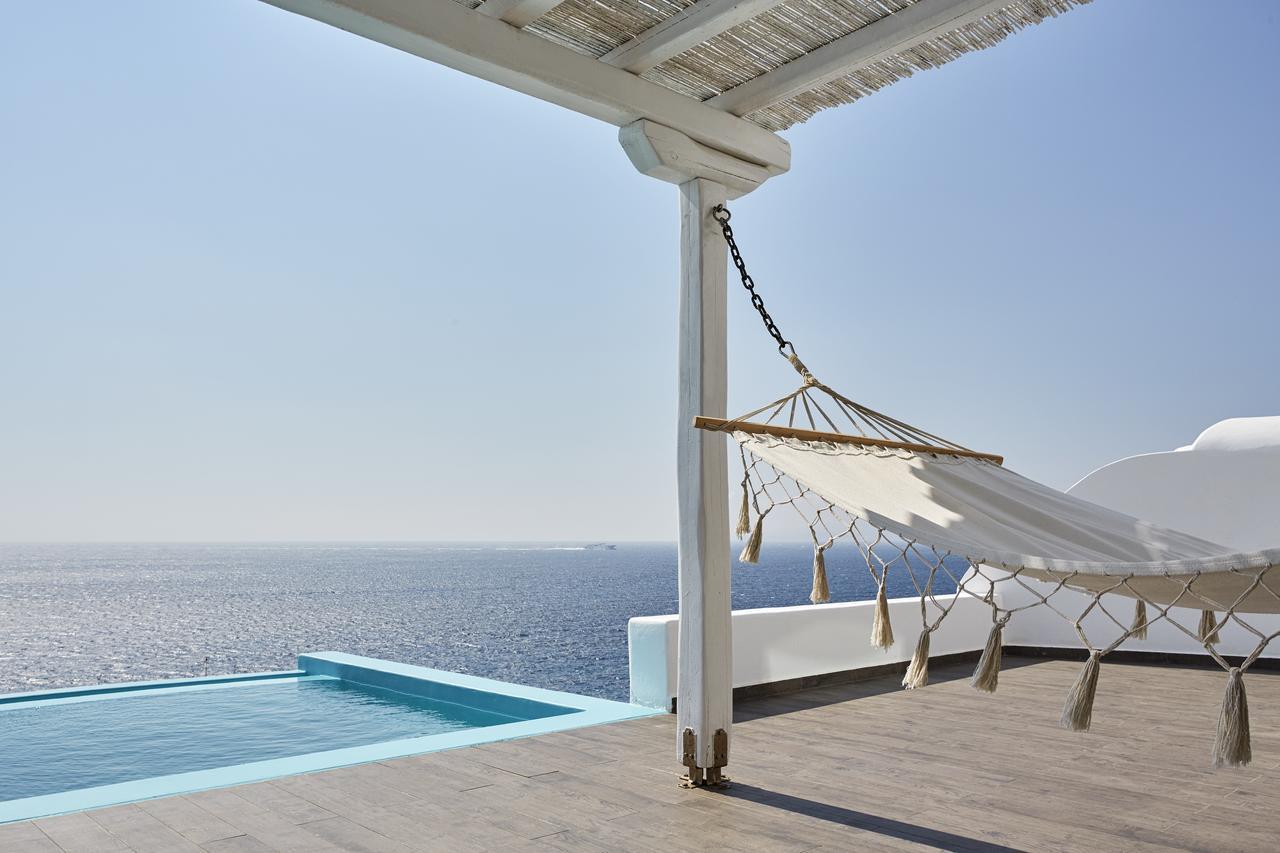 Kouros & Mykonos Town