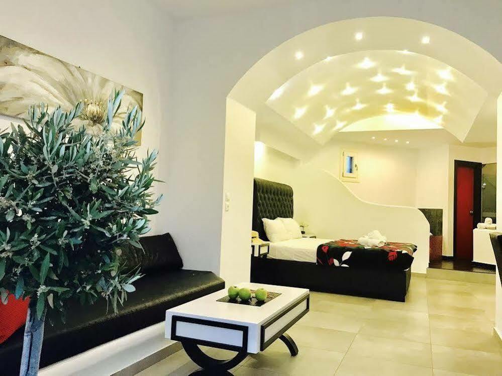 Queen Boutique Mykonos Town