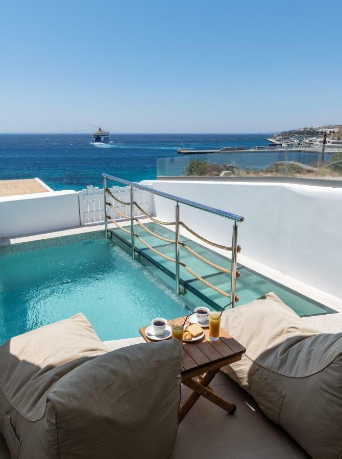 Avra Mykonos Tourlos
