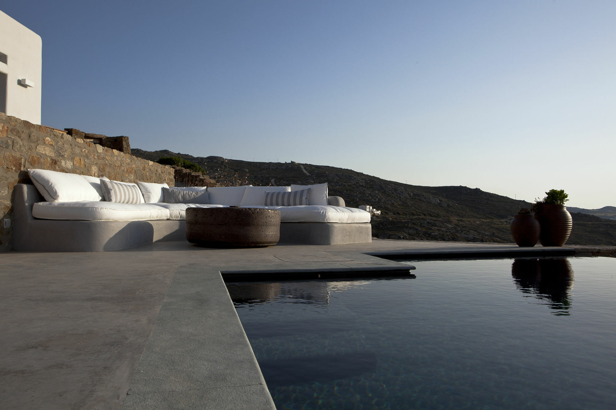 Amra - Secluded Mykonos Haven With Sea Views, Heated Pool, Gym & Hammam *