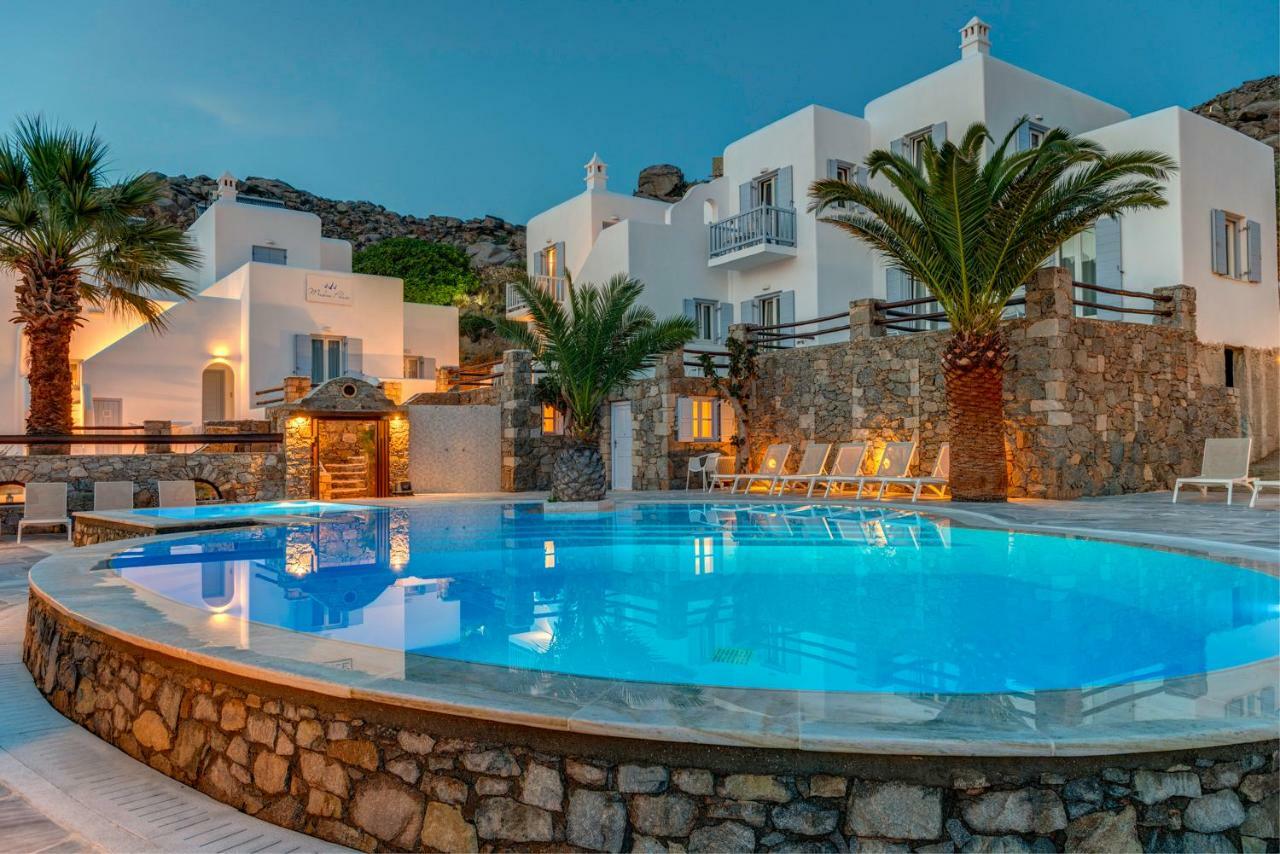 Aparthotel Makis Place 2*