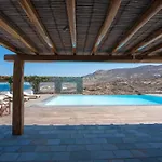 Villa Victoria!