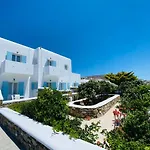 Eleftheria Hotel & Apartments