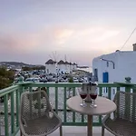 Mylos Suites