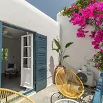 Beautiful, Sunny Apartment In Mykonos Town