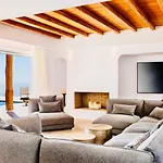 Villa Lion