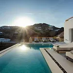 Villa Mirage - Super Paradise Beach