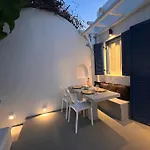 “Myrto” Apartments- Ornos Beach