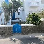 “Myrto” Apartments- Ornos Beach
