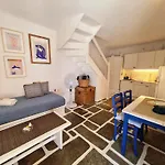 Blue Pearl Maisonette