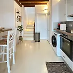 Myconian Unique Villa In Marathi , 140Sqm - 4People ,Shisha Place , Private Parking, Party Place - Elenas Hospitality -