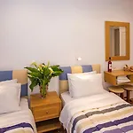 Pension Ageliki Kalogera