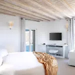 Spectacular Kalafatis Villa 5 Bedrooms Villa Vibhu Private Jacuzzis Infinity Pool