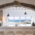Spectacular Kalafatis Villa 5 Bedrooms Villa Vibhu Private Jacuzzis Infinity Pool