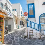 Hotel Delfines