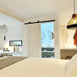Myconian Theros Luxury Suites