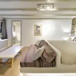 Villa Daedalus - Luxe Hilltop Escape With Infinity Pool, Jacuzzi & Panoramic Sea Views