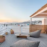 Cosmo Luxe