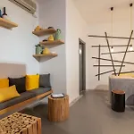 Orpheas Rooms