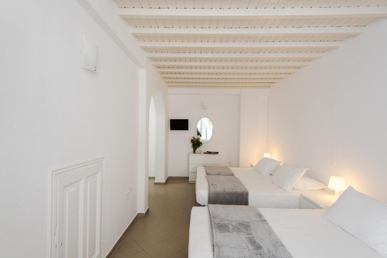 Lirous * Mykonos Town