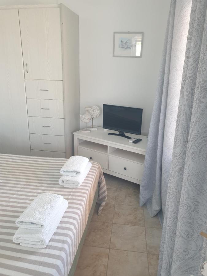 Paoulas Apartment *