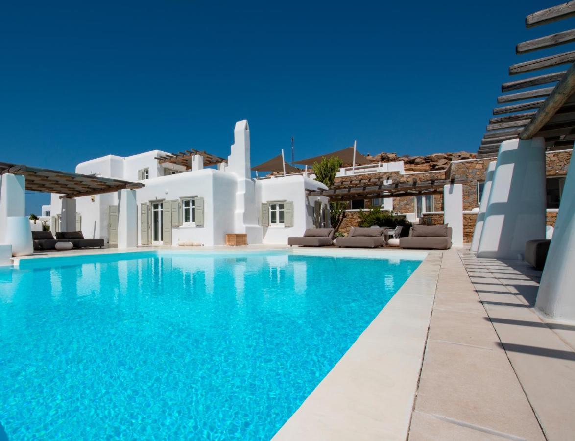 Diles & Mykonos Villa