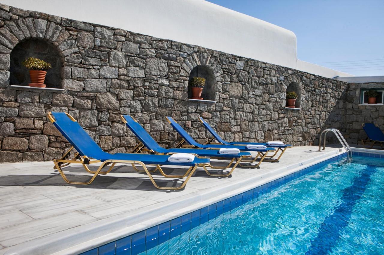Sofia Apartments By The Sea Aparthotel