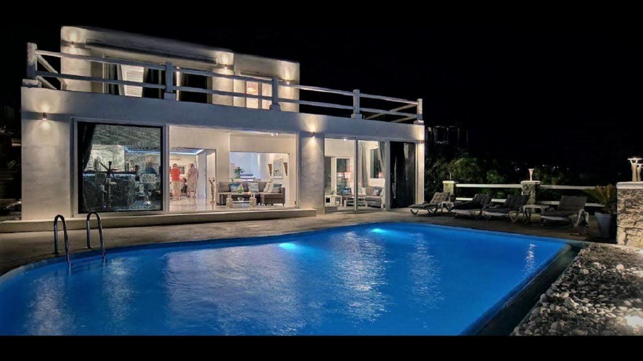 The Cosmopolitan Villa *
