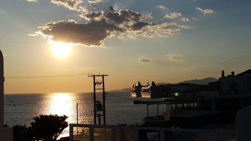 Bellevue Mykonos 4*
