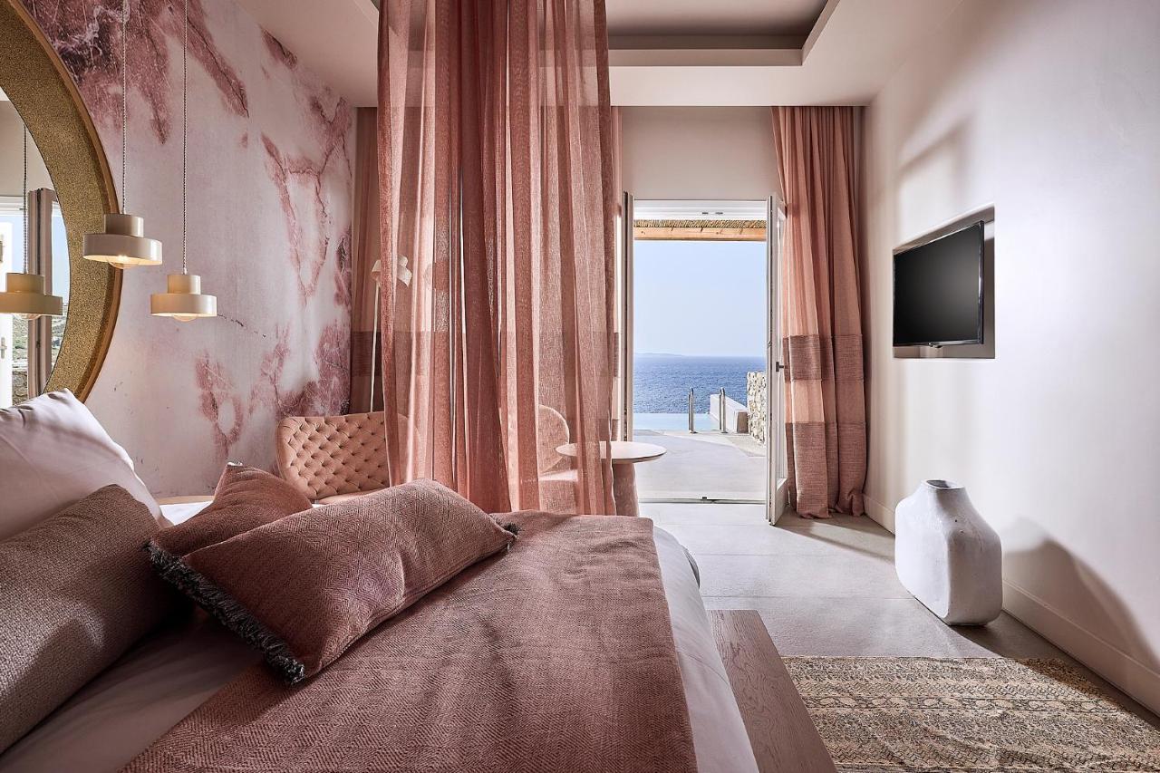 Amazon Mykonos &
