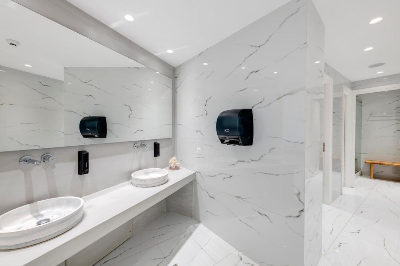 Aparthotel Makis Place Tourlos
