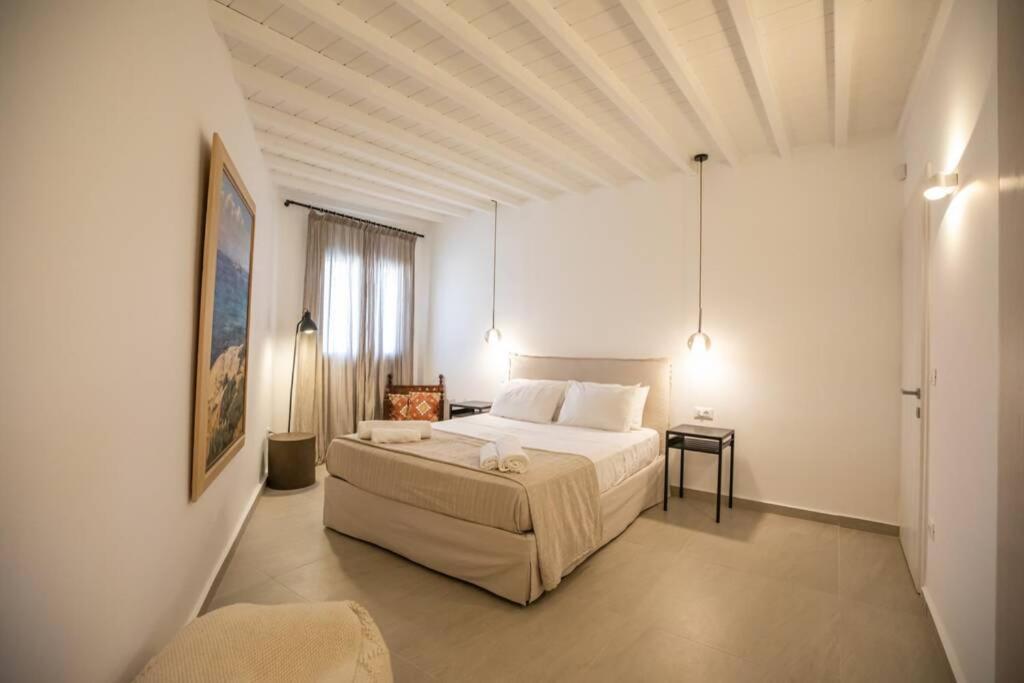 Paraga Villa *