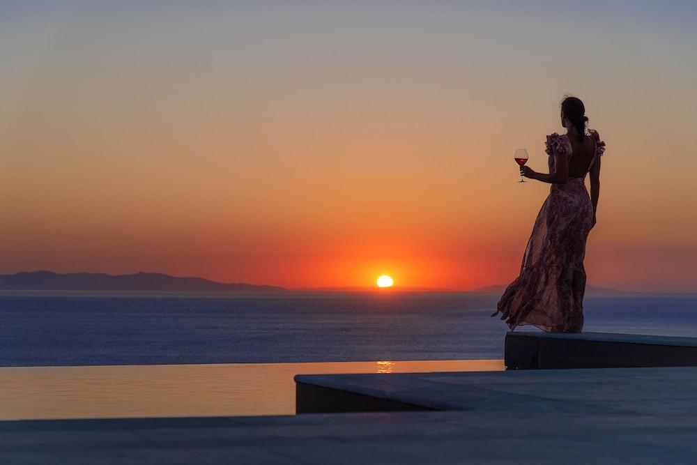 Mykonos Riviera Hotel