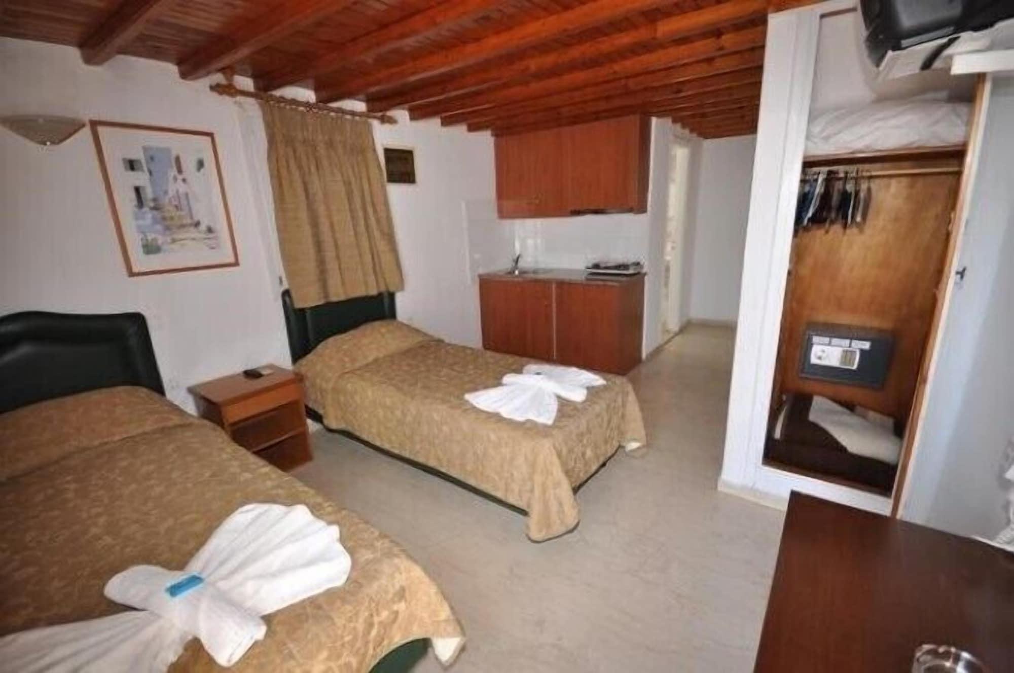 Domna Lakka Hotel