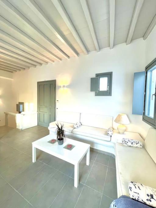 Lalu Mykonos - Sunset - 3 Ensuite Br, 140sqm, 2022 Renovated Mykonos Town