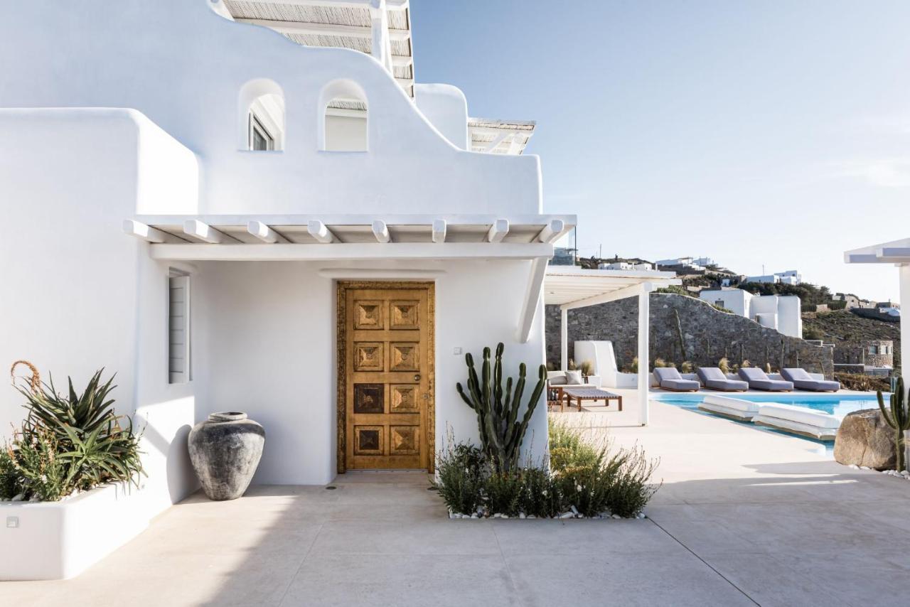 Santa Esmeralda Mykonos *
