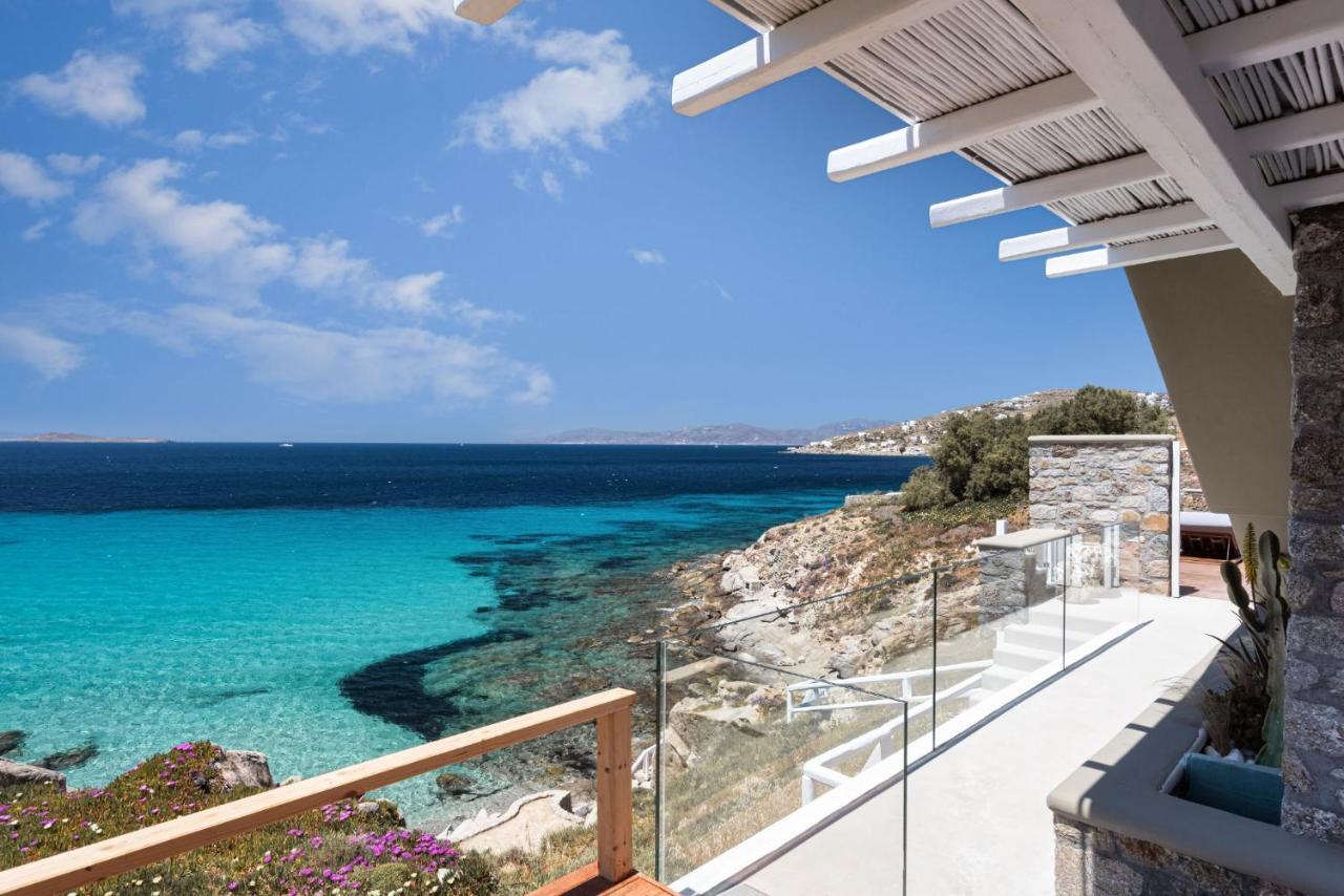 Santa Esmeralda Mykonos