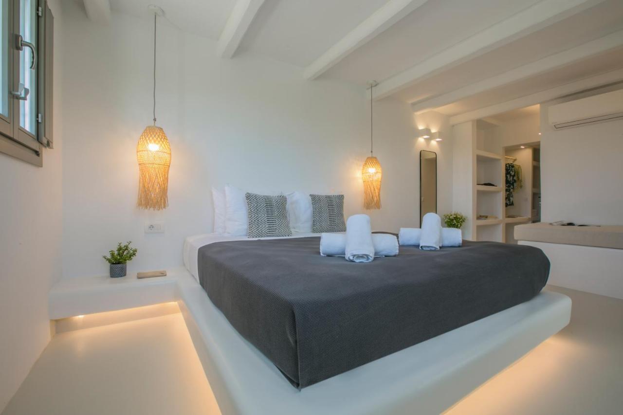 Ada Mykonos *