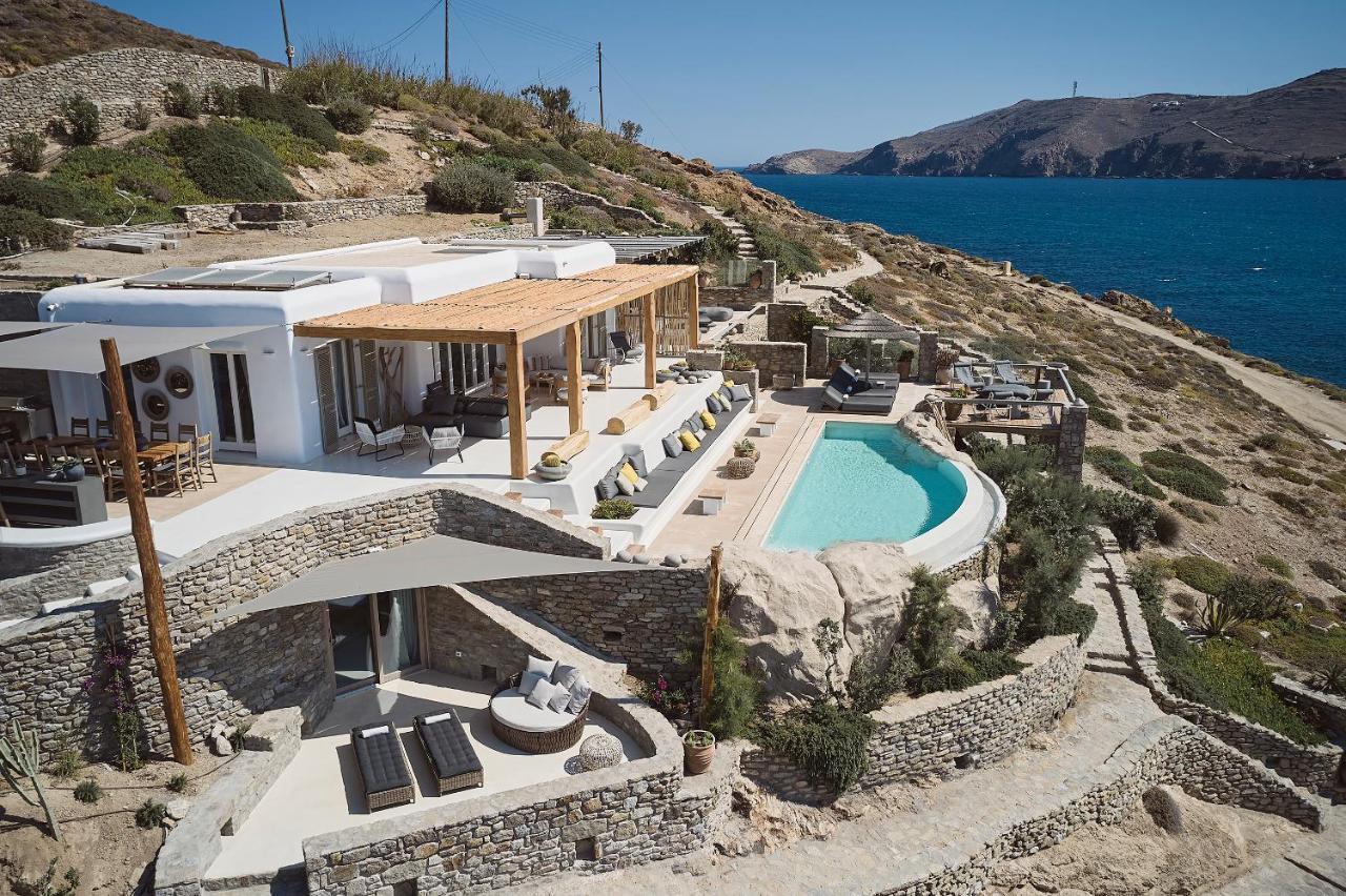 Barbarossa - Elegant Beachfront Retreat With Heated Pool & Outdoor Gym * Ftelia (Mykonos)