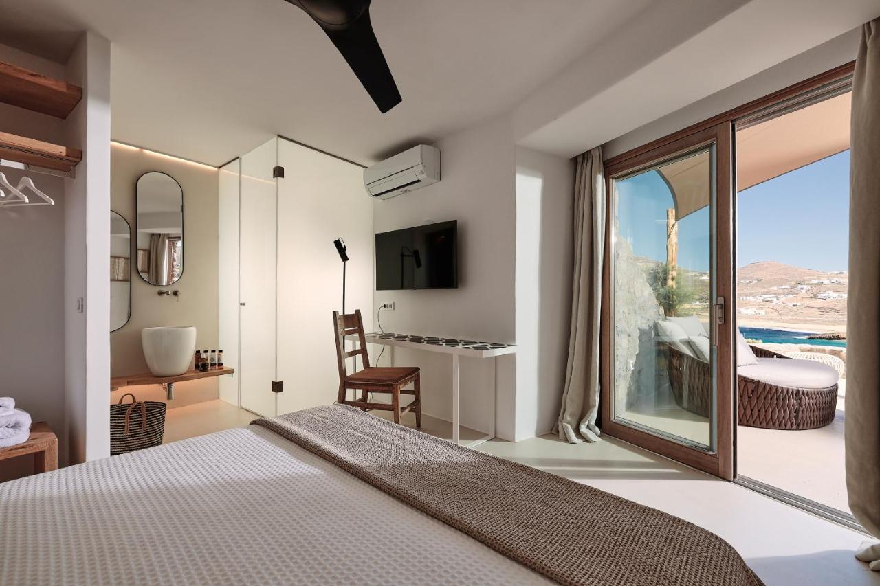 Barbarossa - Elegant Beachfront Retreat With Heated Pool & Outdoor Gym Villa *