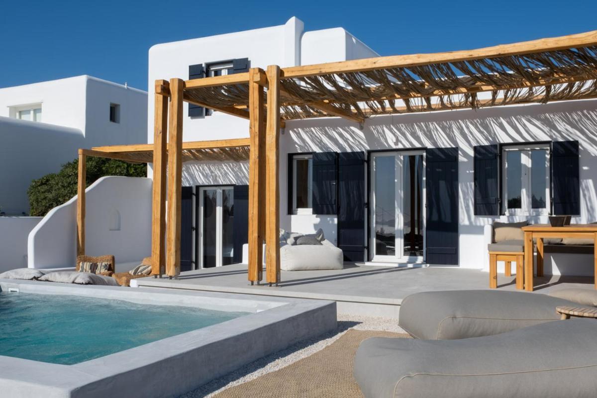 Saint L Heated Pool Sunset Villa- Three Bedrooms Mykonos Town