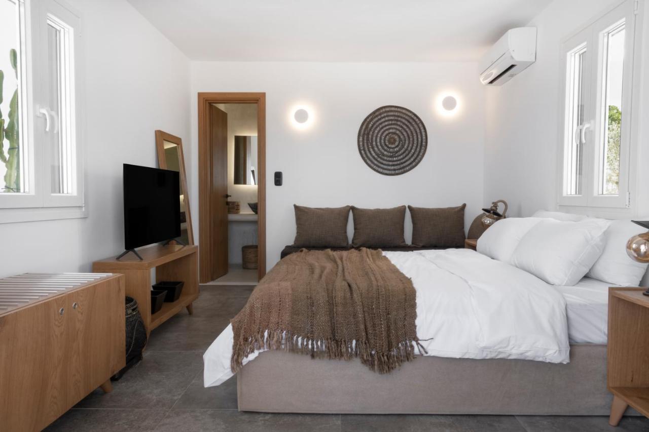 Saint L Heated Pool Sunset Villa- Three Bedrooms Villa Mykonos Town