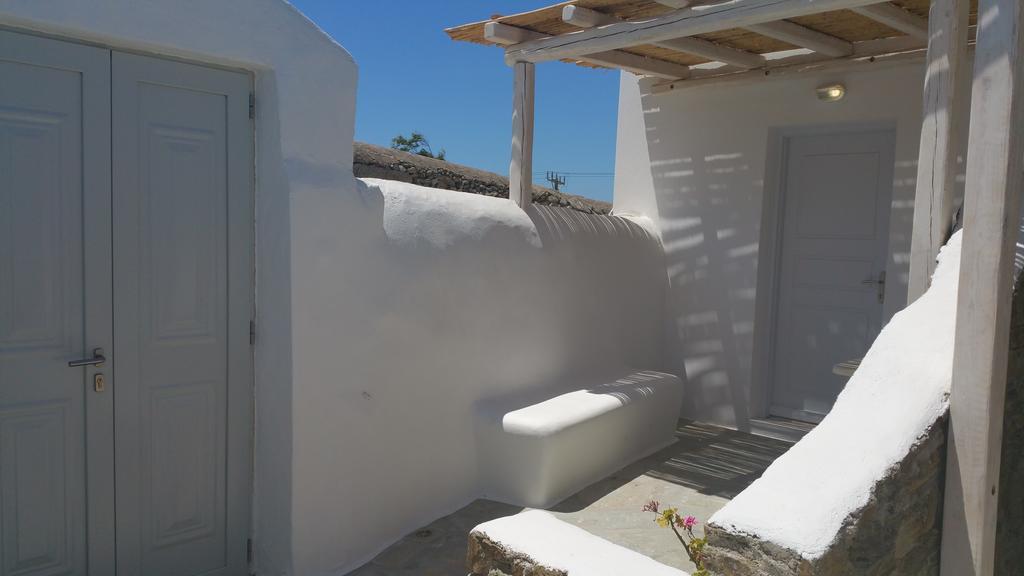 Varnali Small Boutique Mykonos Town