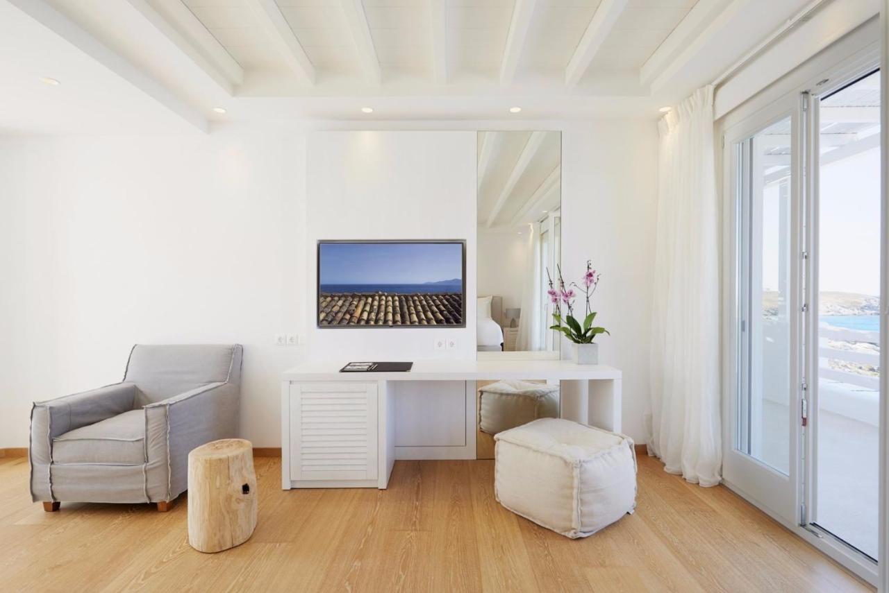 White Serenity Villa
