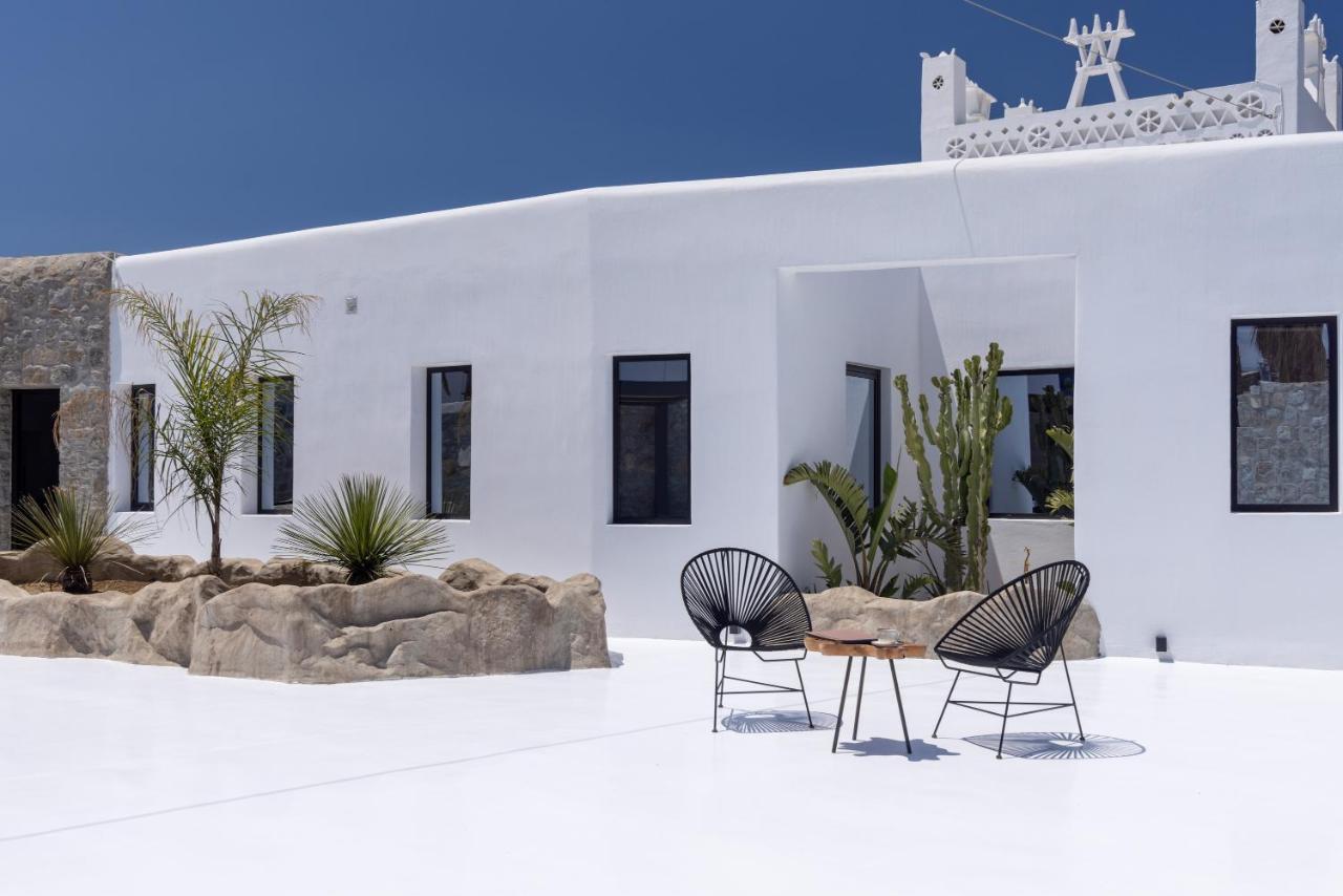Black Villa- Cave Heated Pool Villa Mykonos Town