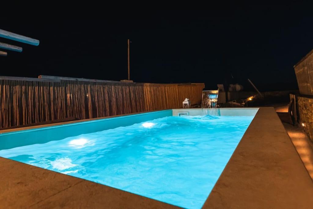 Huge Mykonos. Ideal For 8-12 Guests Holiday home